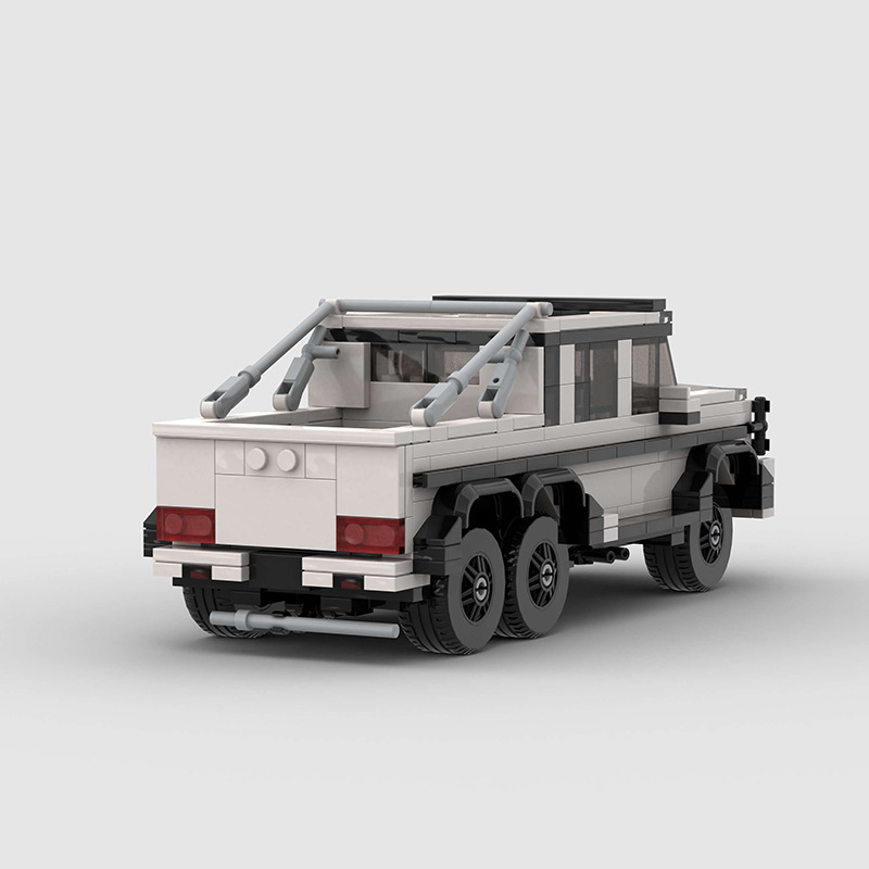 Mercedes-Benz AMG G63 6x6 made from lego building blocks