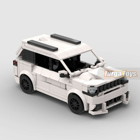 Jeep Trackhawk made from lego building blocks