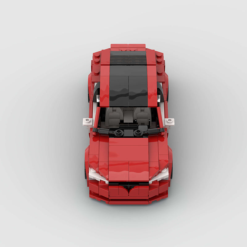 Tesla Model S Plaid made from lego building blocks - Targa Toys