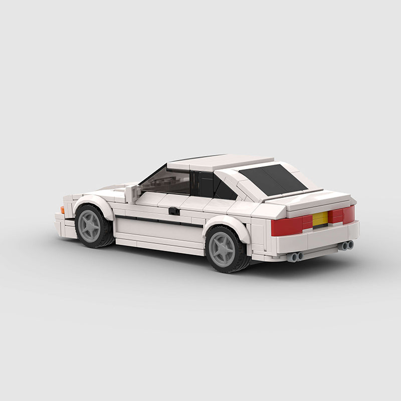 BMW 850CSi made from lego building blocks