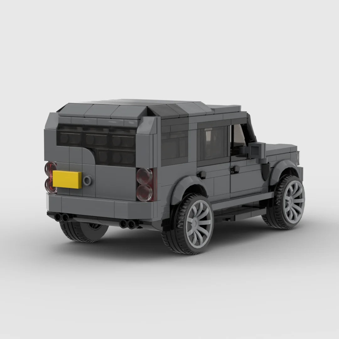 Land Rover Discovery 4 made from lego building blocks