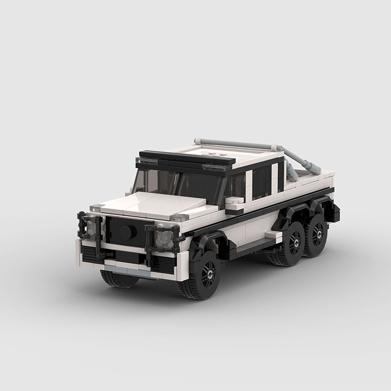 Mercedes-Benz AMG G63 6x6 made from lego building blocks