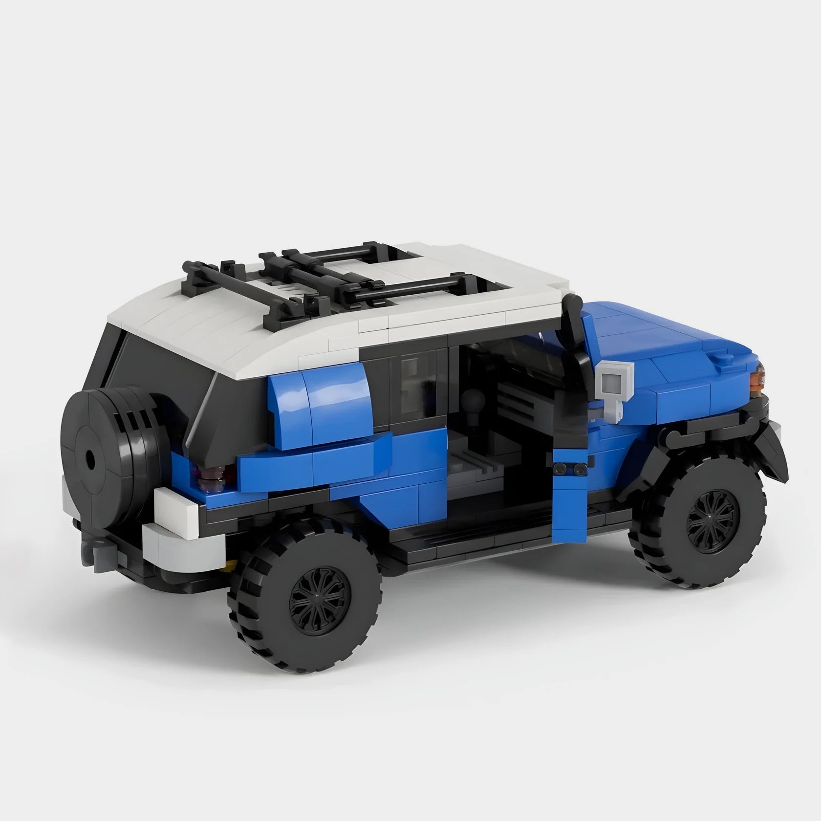 Toyota FJ Cruiser made from lego building blocks