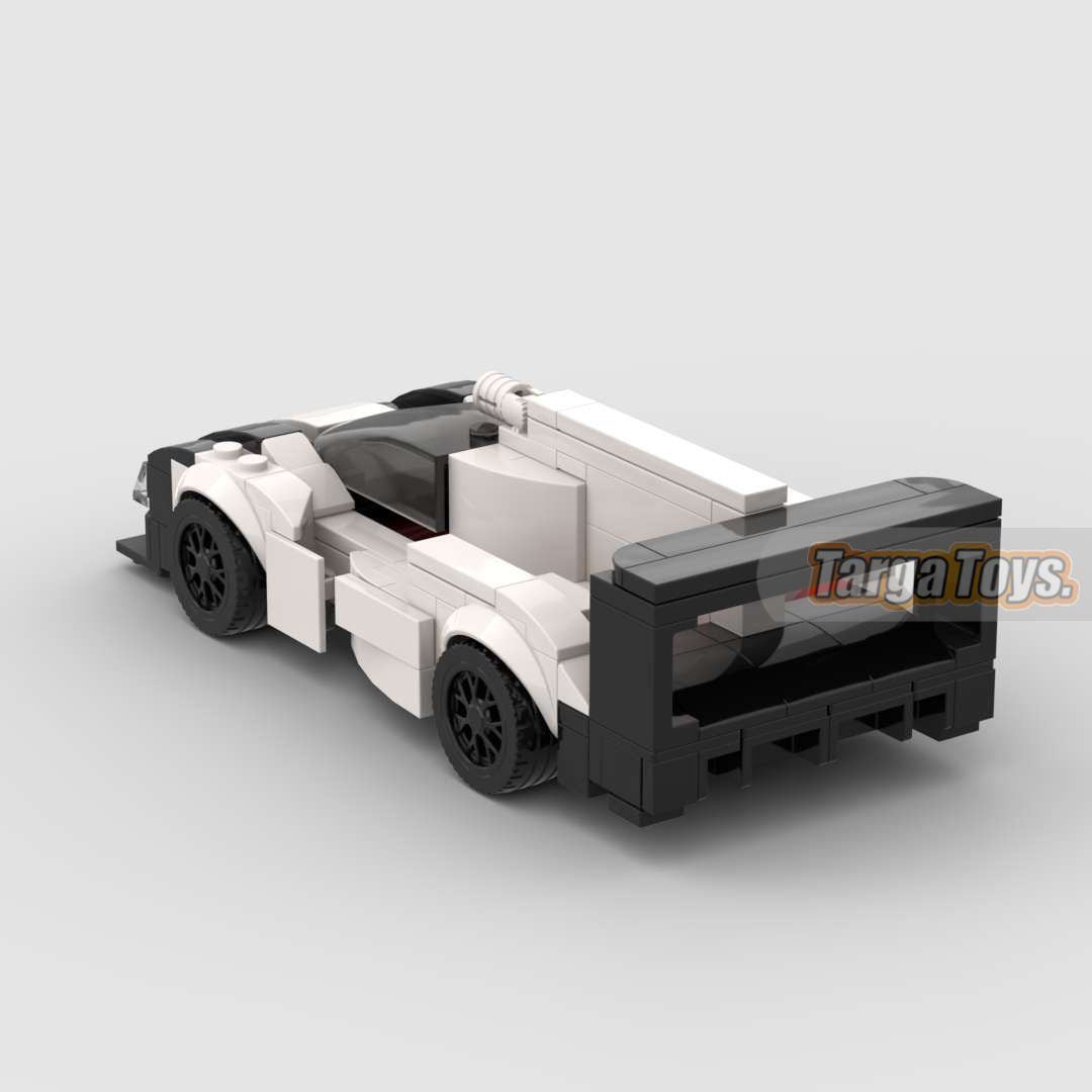 Porsche 919 Hybrid 8 Stud made from lego building blocks